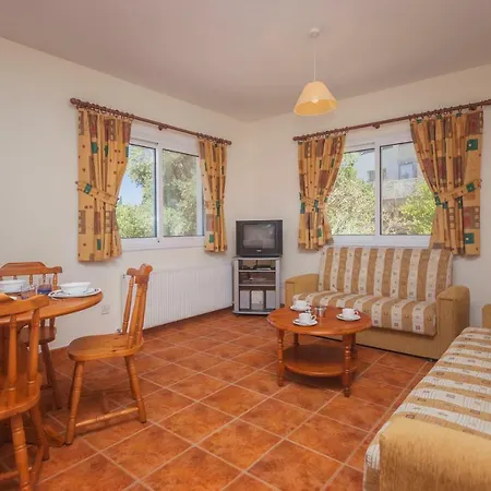 Thekla Court Appartement *