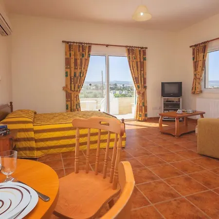 Thekla Court * Polis