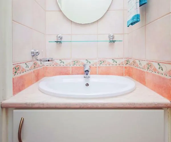 דירה Thekla Court *